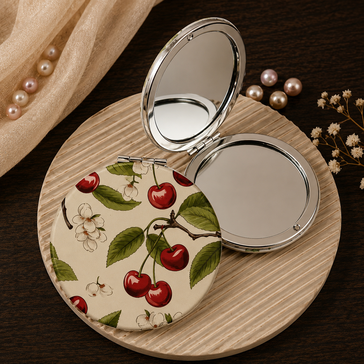 Portable folding mirror